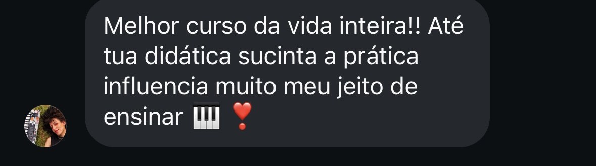 Aluna chama de melhor curso da vida inteira e diz que a didática influencia o jeito dela de ensinar