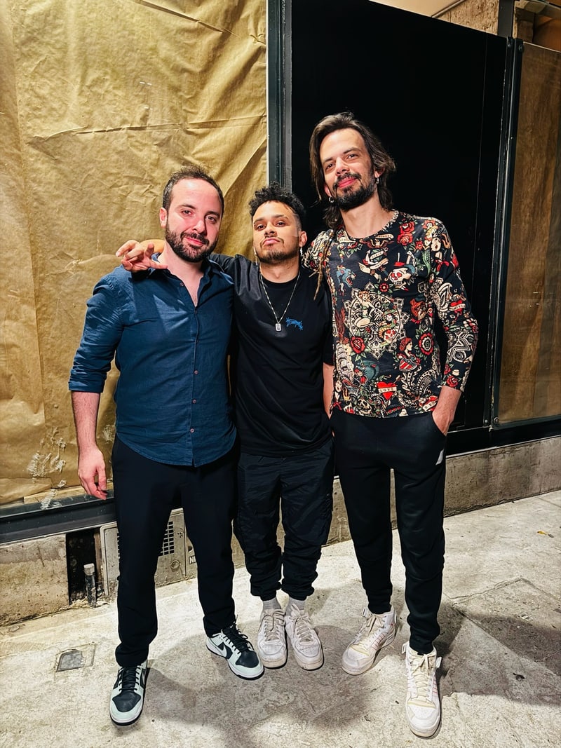 Salomão Soares with Jônatas Sansão and Michael Pipoquinha, São Paulo